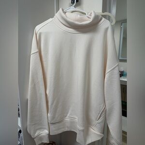 Alo Yoga Hazy MockNeck Pullover in Ivory BNWOT size Medium